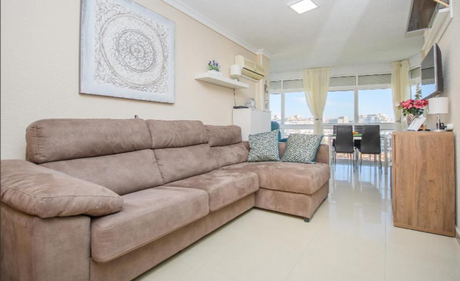 Maravilloso Apartamento En Primera Línea De Playa Benalmádena Exterior foto